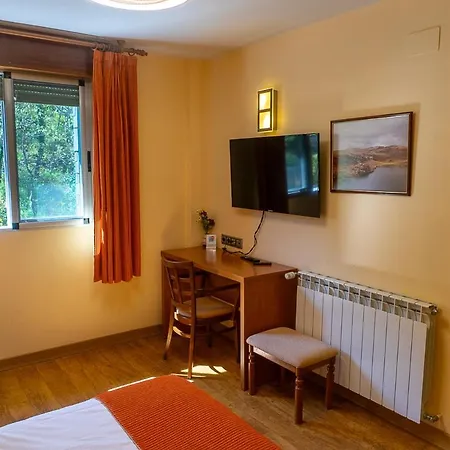 Hotel Don Pepe Lago De Sanabria Ribadelago Exterior photo