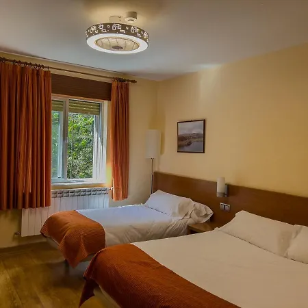 Hotel Don Pepe Lago De Sanabria Ribadelago Exterior photo