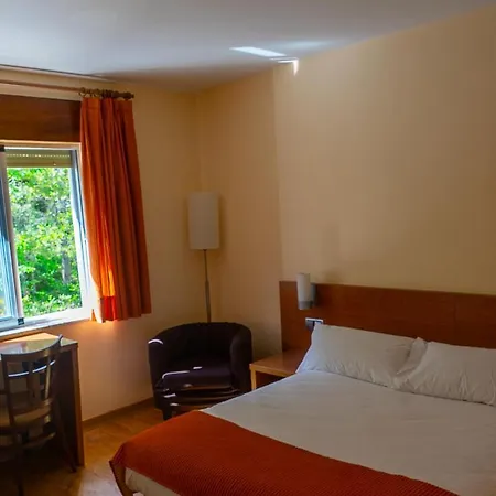 Hotel Don Pepe Lago De Sanabria Ribadelago Exterior photo